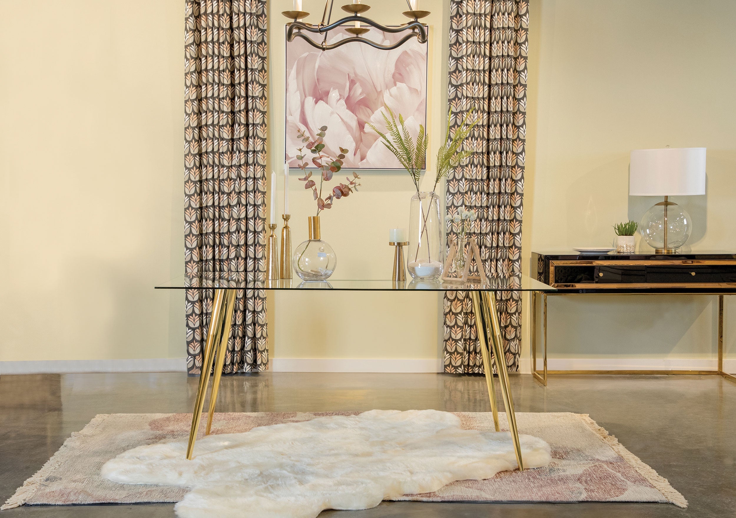 Gilman Dining Table