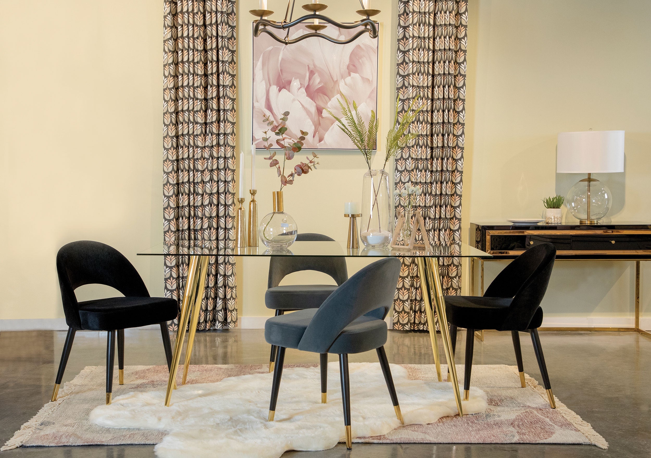 Gilman Dining Table