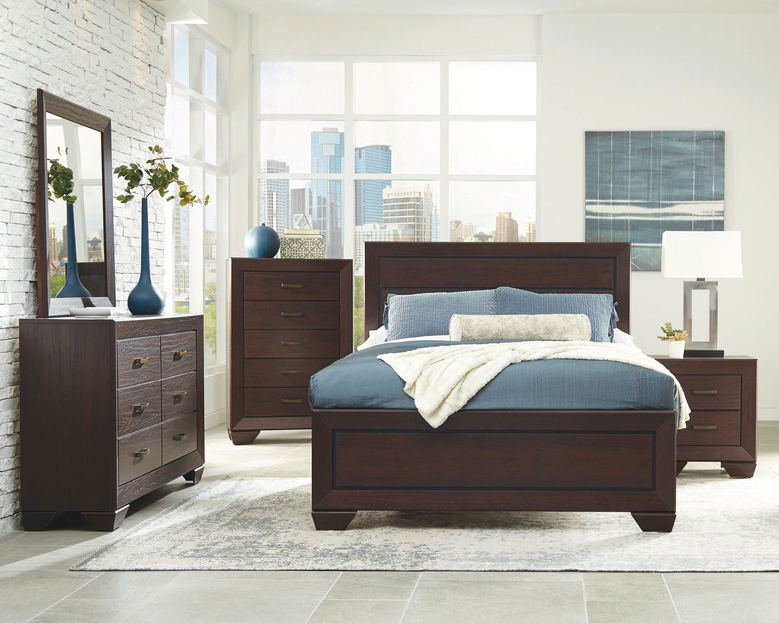Kauffman Dresser