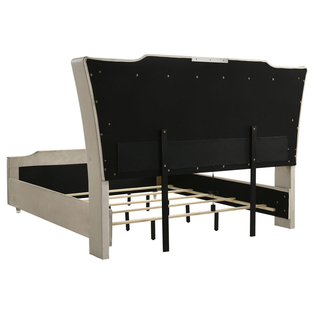 Lorient Bedroom Set