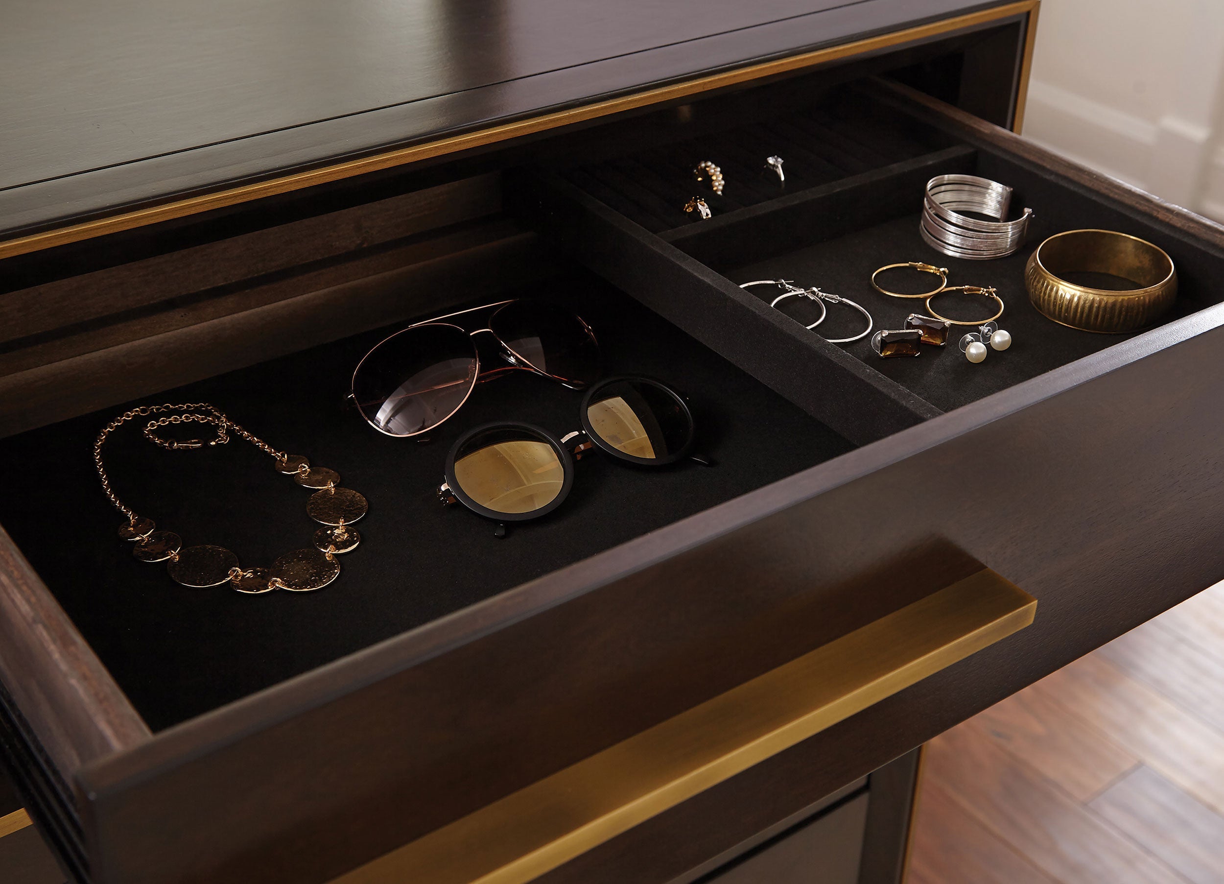 Durango Dresser with Mirror