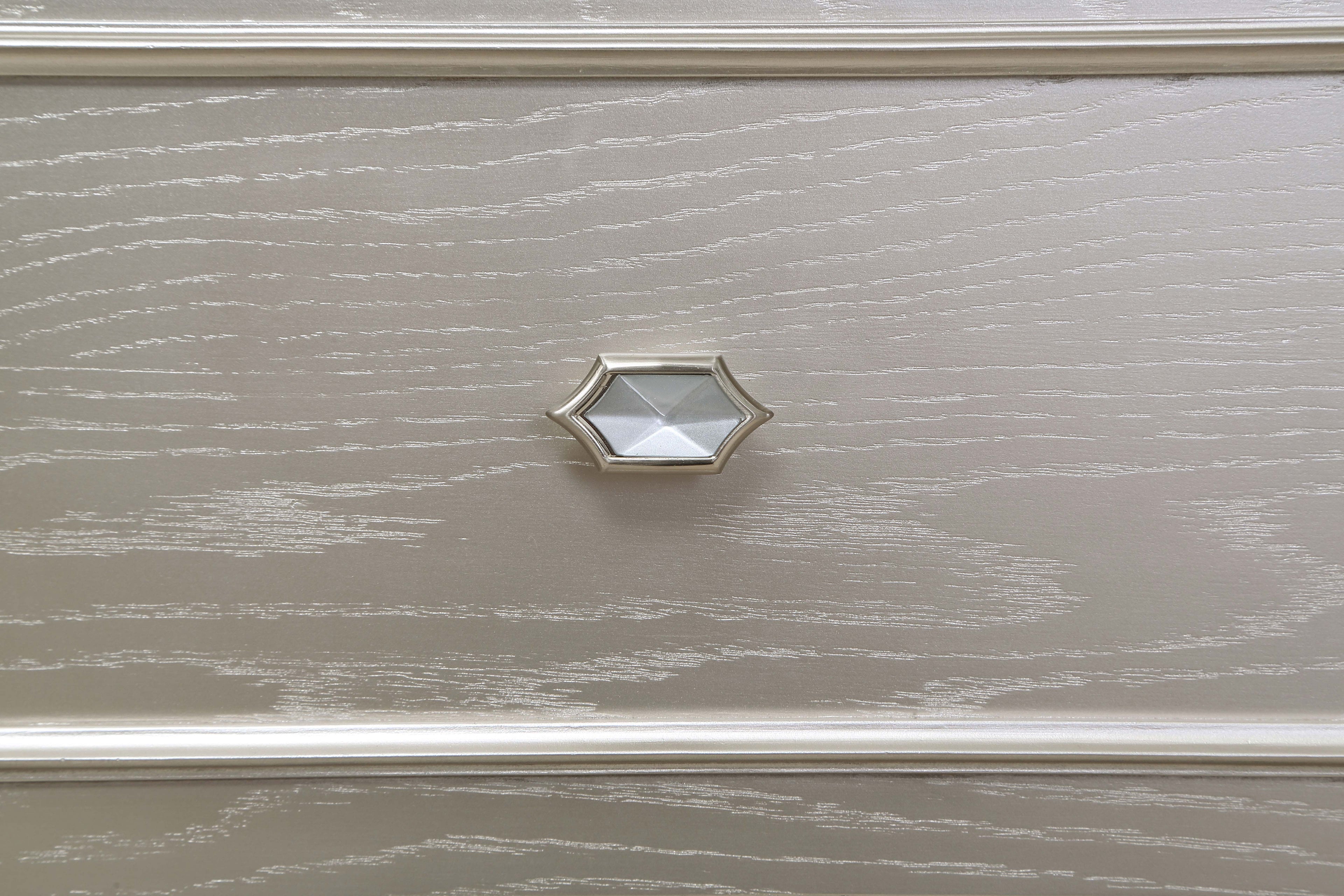 Evangeline Chest of Drawers
