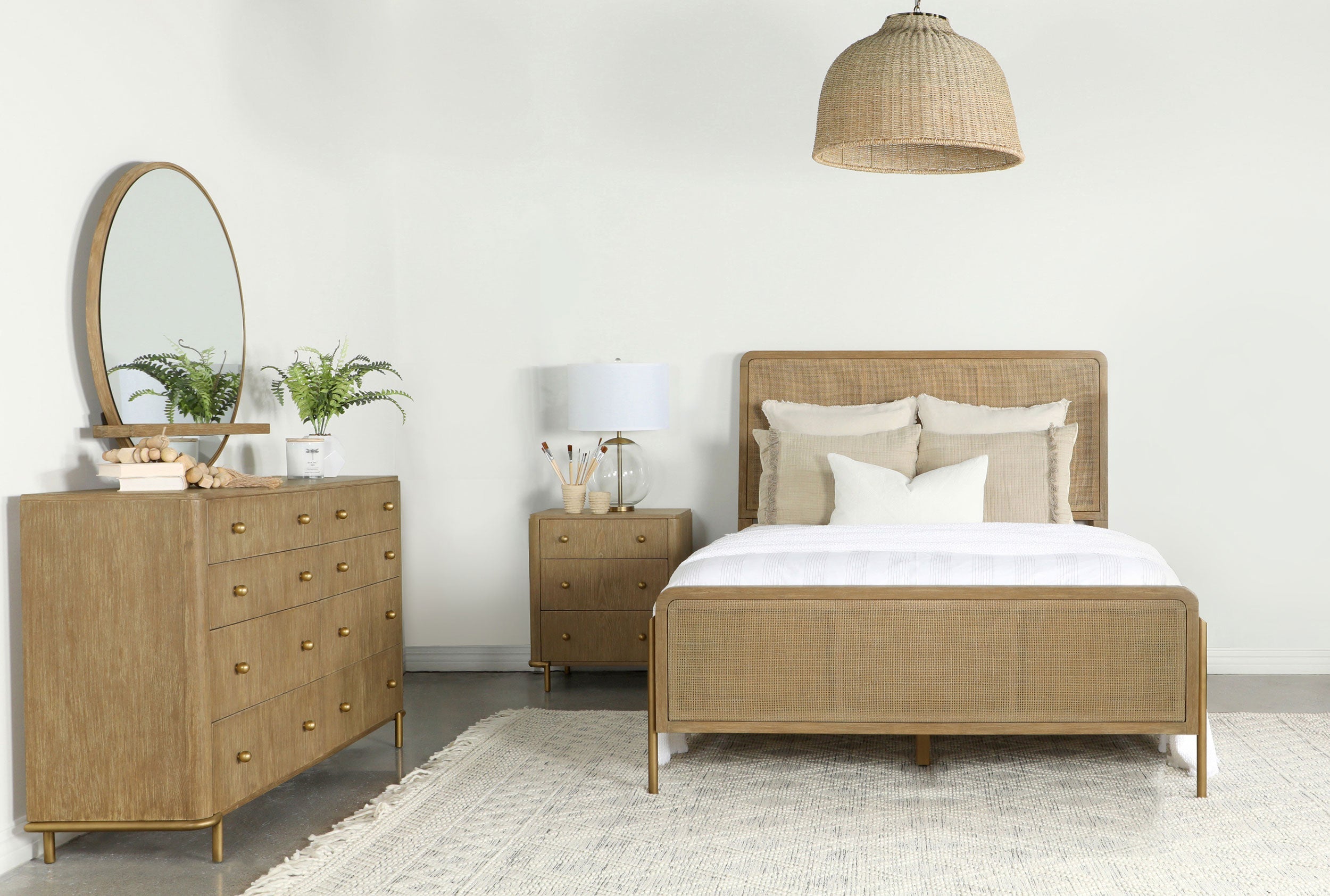 Arini Bedroom Set