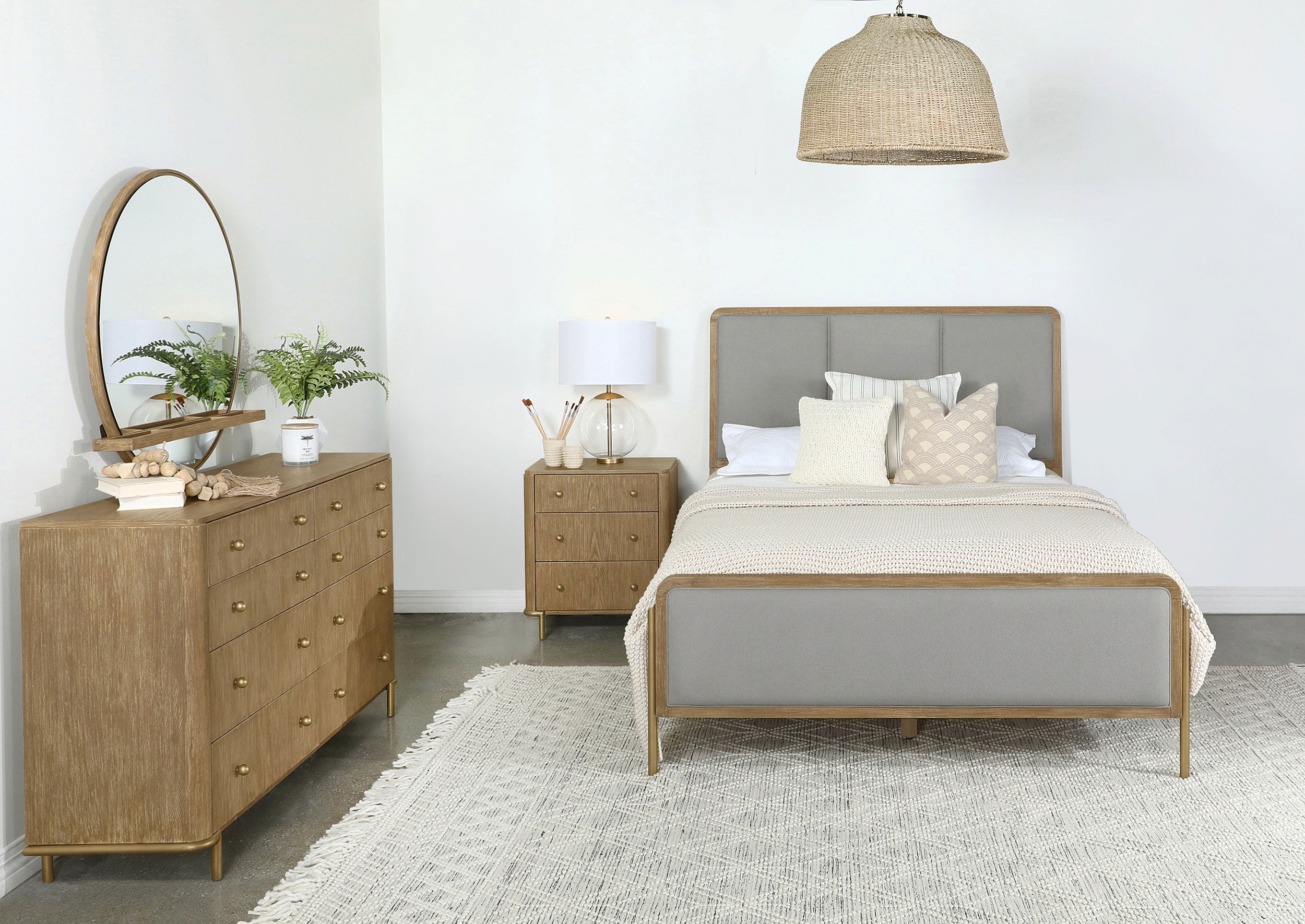 Arini 5 Pc Bedroom Sets Beige