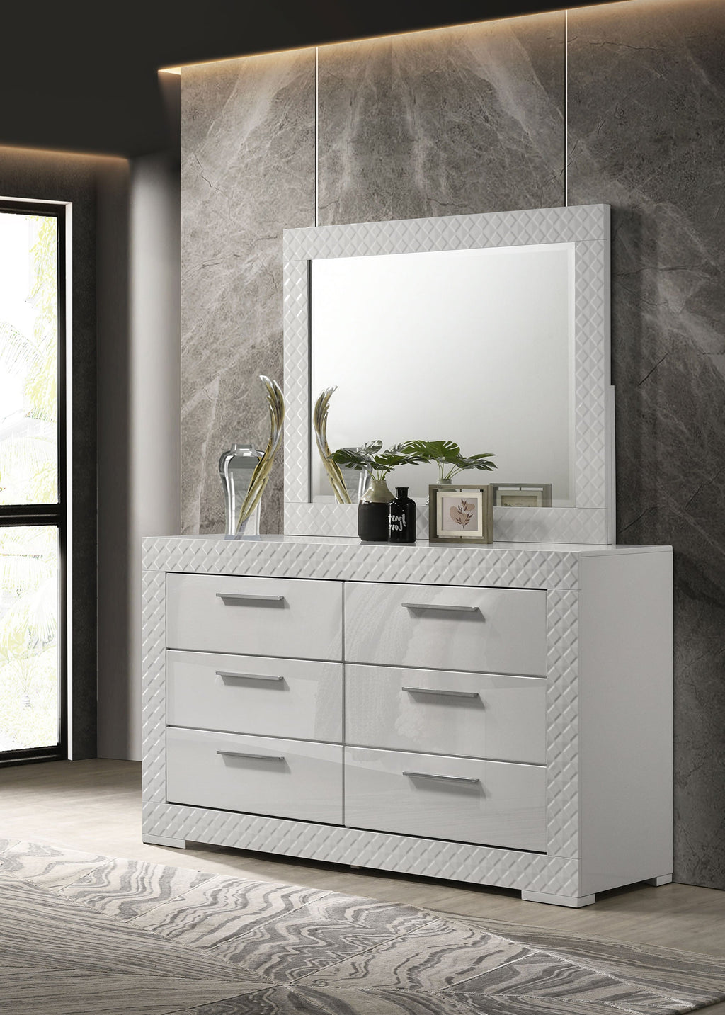 Ives Dresser with Mirror