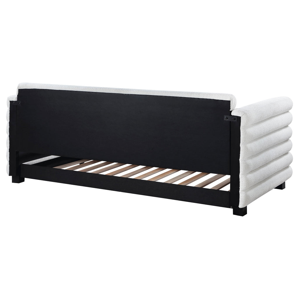 Patricia Daybed with Trundle