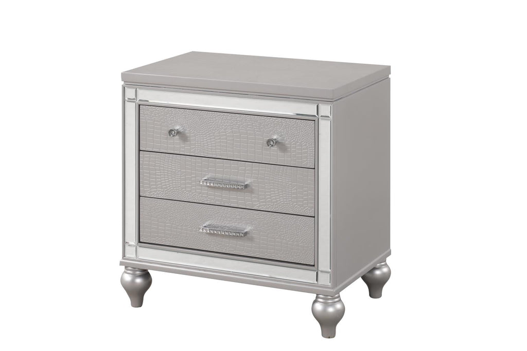 Emma Silver Queen Bed, Dresser, Mirror & Nightstand
